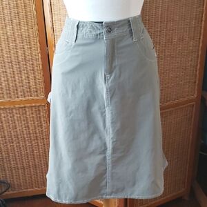 Kühl Green Cargo Pocket Skirt Size 12